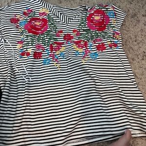 Savannah Jane  Top- Embroidered